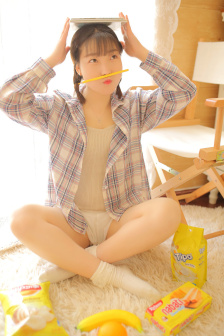 娇妻色情按摩H